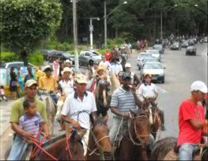 9ª Cavalgada da Colheita integrou Canaã e Araponga